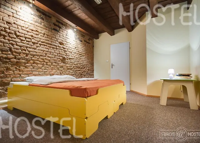3 Bros' Hostel Těšín